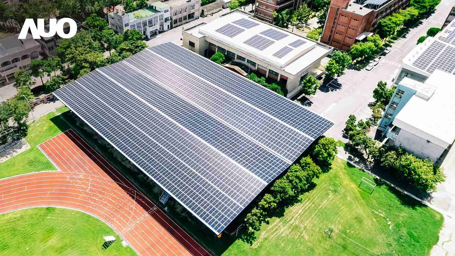 z6mg·人生就是博SunSteel光电整合型浪板具备快速安装、、轻量化优势,,,,可提升15%发电效能,,通过国际IEC与台湾VPC认证安全、、防漏、、、耐候标准